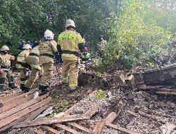 Двое детей погибли при обрушении заброшенного дома в Сарапуле