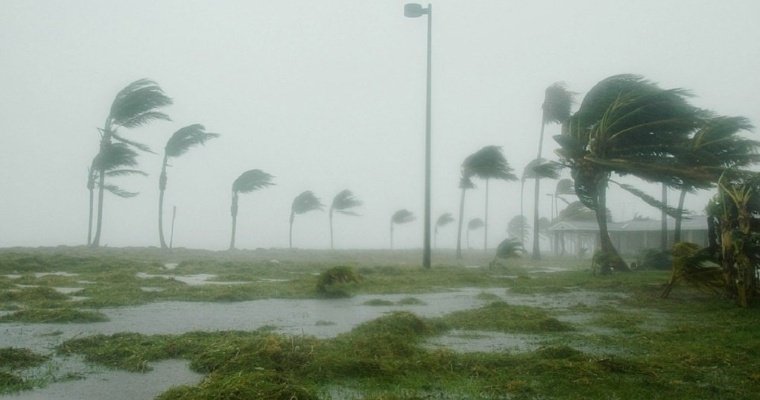 Ураган «Моника» унес не менее 6 жизней во Франции 