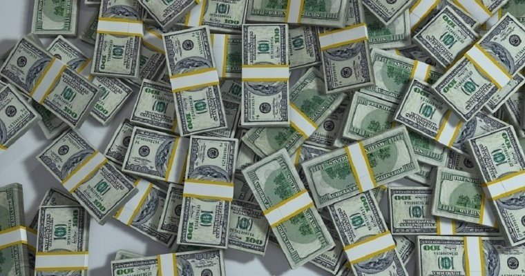 Буйный пассажир швырялся долларами в аэропорту Екатеринбурга