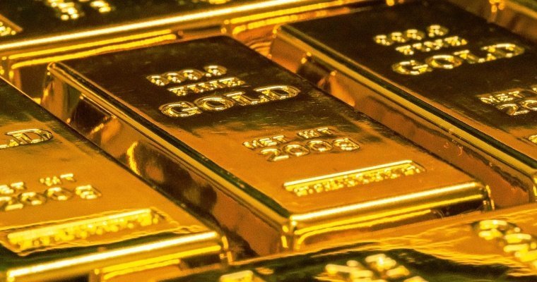 Троих жителей Читы обвинили в краже золотых слитков на 200 млн рублей