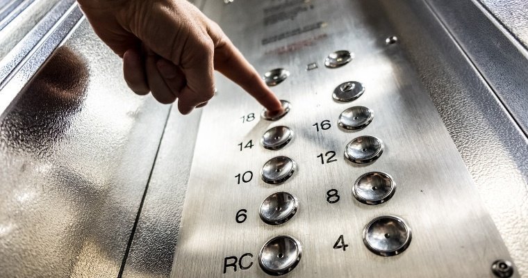 В Удмуртии предложили разработать федеральную программу по замене лифтов в домах