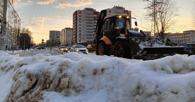 Почти двести нарушений уборки снега во дворах зафиксировали в Ижевске