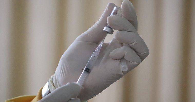 Минздрав Удмуртии назвал порочащей информацию о выброшенных вакцинах в Ижевске