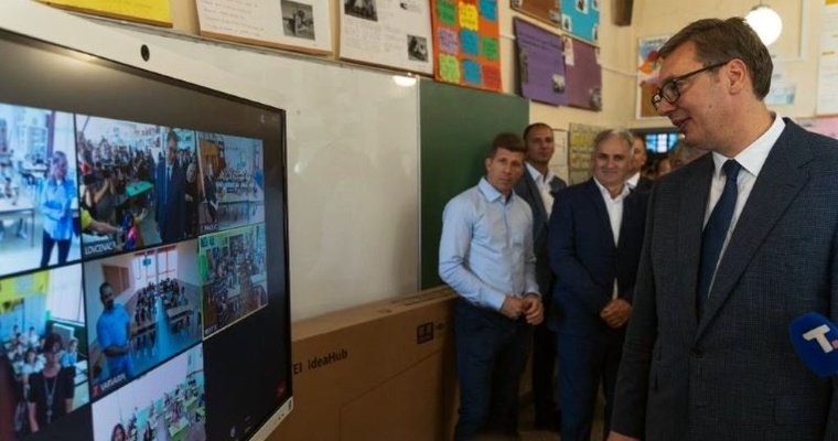 150 интерактивных досок подарила китайская компания Huawei сербским школам