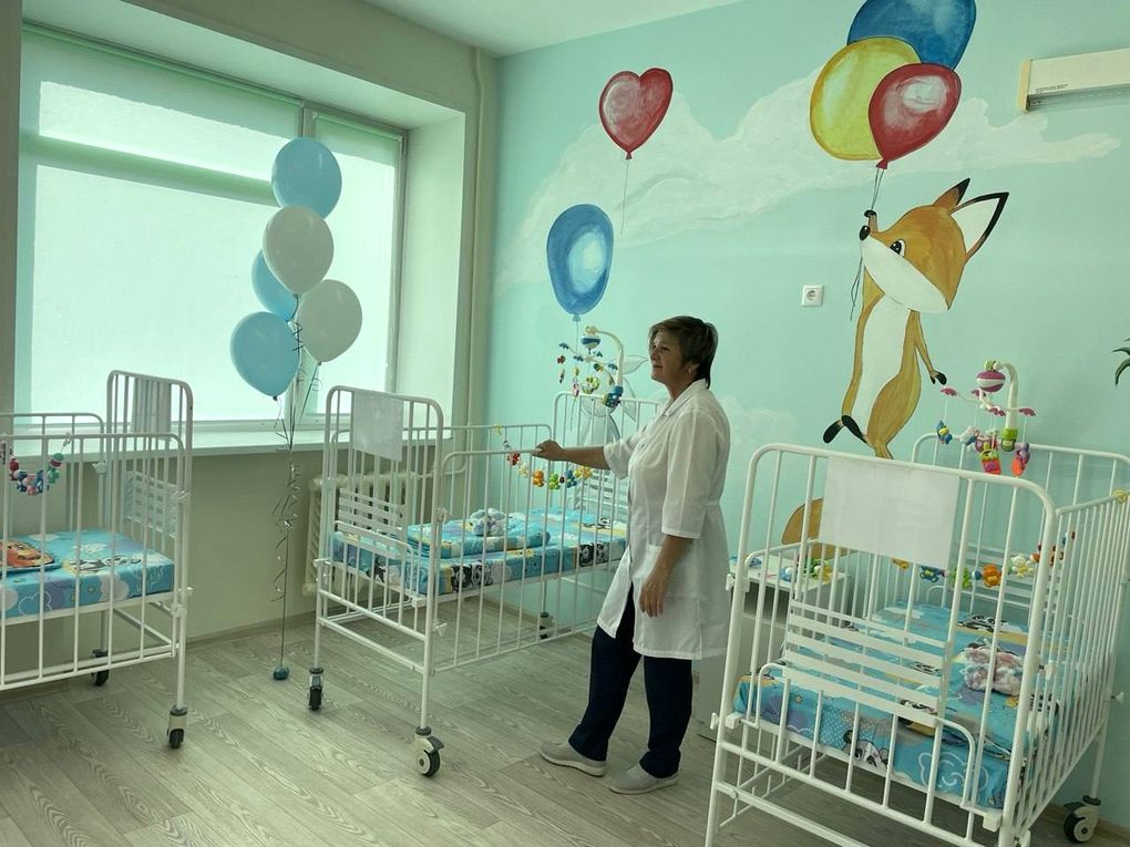 Молодые медики давно ушли: Ксения Собчак привлекла внимание к состоянию больницы в Ижевске