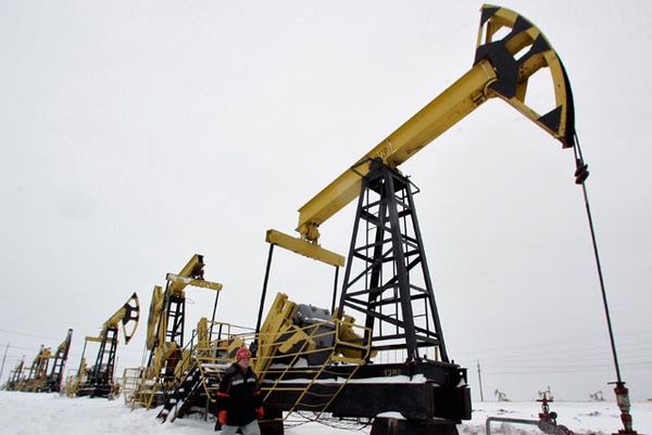 Стоимость нефти марки Brent упала ниже 50 долларов за баррель