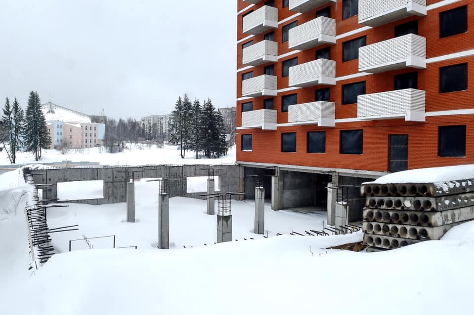 Строительство дома обманутых дольщиков на Петрова в Ижевске возобновится в марте