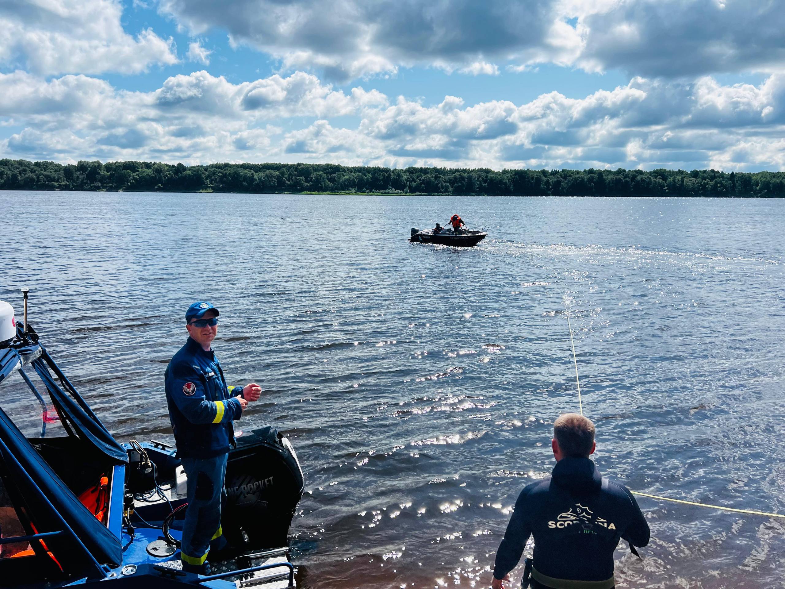 Для поисков тела утонувшей в Каме девушки привлекли волонтёров