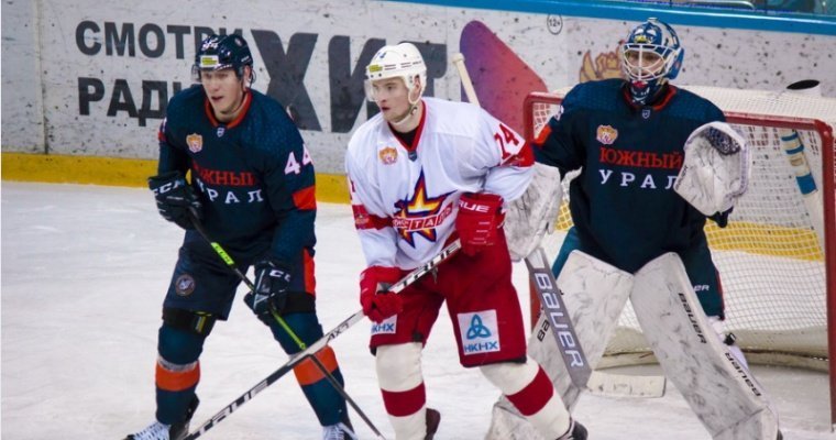 Хоккеисты «Ижстали» уступили на выезде «Южному Уралу»