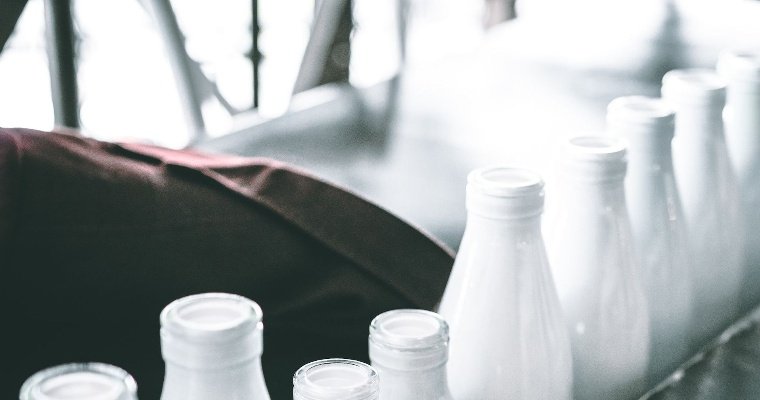Двух предпринимателей осудили за торговлю фальсифицированной «молочкой» в Удмуртии