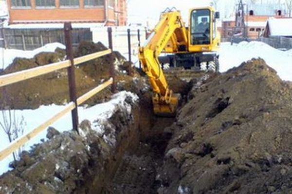 Тело пенсионера нашли в траншее в Ижевске