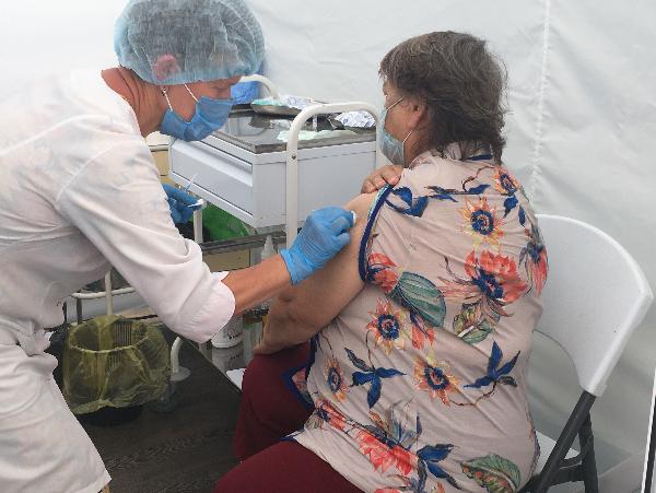 На Центральной площади Ижевска создали постоянный пункт вакцинации от коронавируса