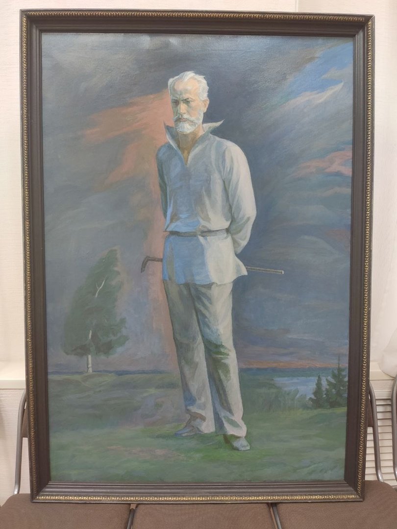 В музее-усадьбе Петра Чайковского в Воткинске появился портрет композитора в полный рост 