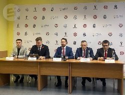 Итоги дня: развитие футбола в Ижевске и дорогой проезд на автобусах Сарапула
