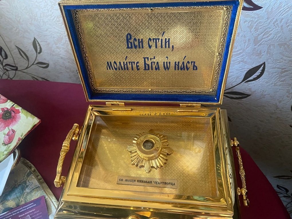В Ленобласти женщина украла из церкви частицу мощей Николая Чудотворца
