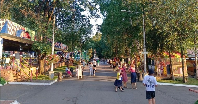 Жители Ижевска смогут поиграть в настольные игры в парке Горького 
