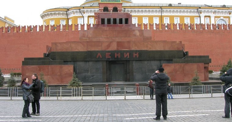 В день 100-летия Октября россияне не смогут посетить мавзолей Ленина