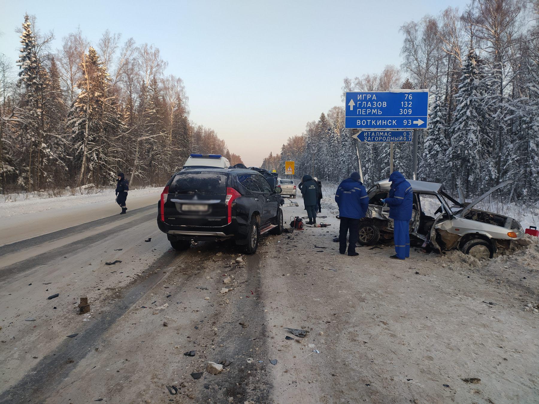 Два человека погибли в лобовом столкновении авто на трассе в Удмуртии // ИА  Сусанин - проверенные новости Ижевска и Удмуртии, факты и описания событий.