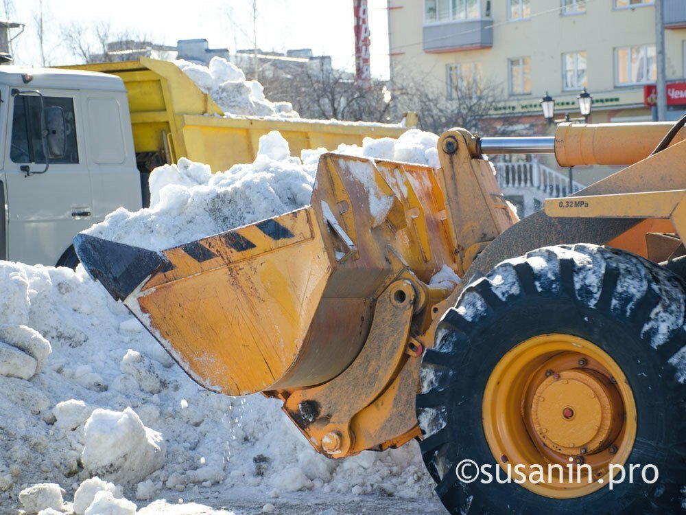 

МВД по Удмуртии опровергло сообщения о ворующем снег трактористе

