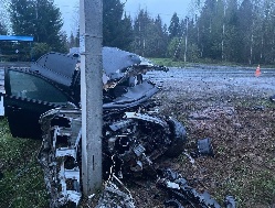 Водитель легковушки спровоцировал смертельную аварию на трассе в Удмуртии