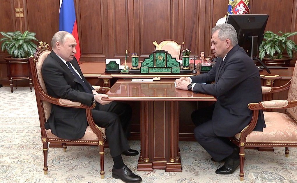 Путин распорядился отменить штурм Азовстали в Мариуполе