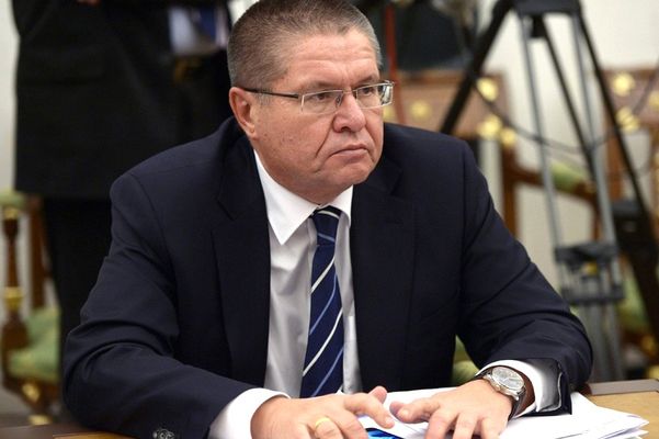 Защита обжаловала продление домашнего ареста Улюкаеву