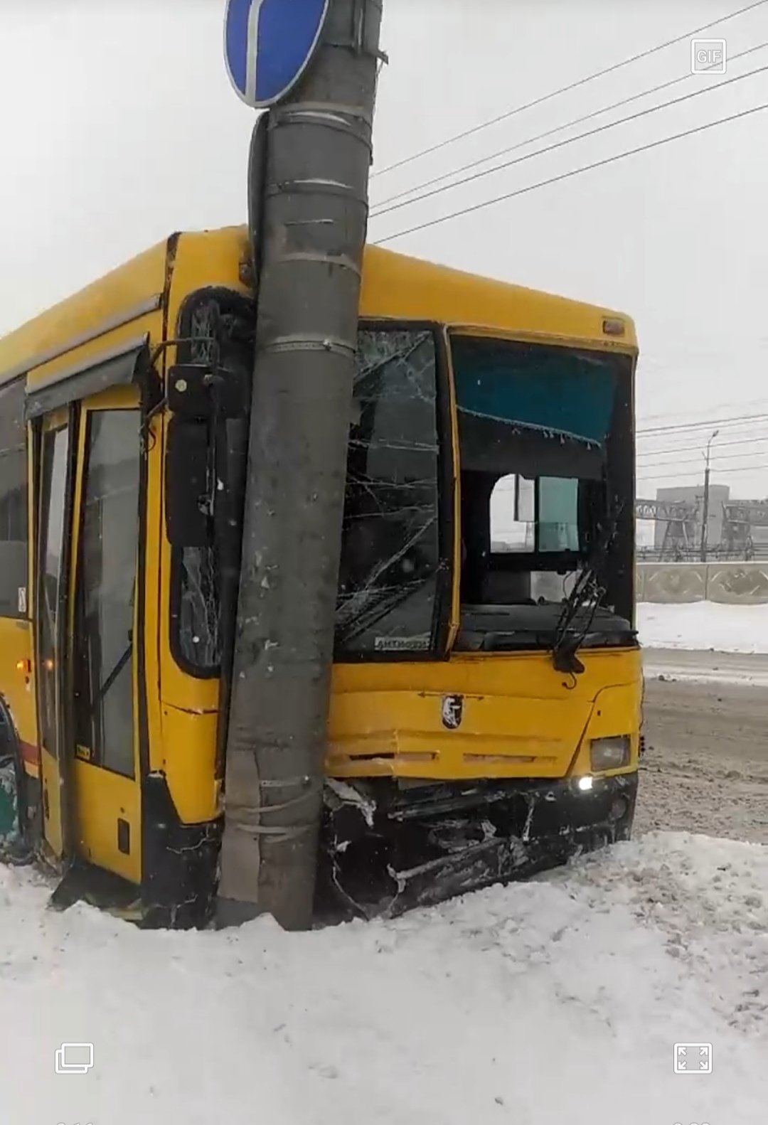 7 человек пострадали в аварии с автобусом в Ижевске