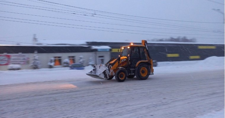 Дороги в Юкаменском районе расчистили от снега только после требования прокуратуры