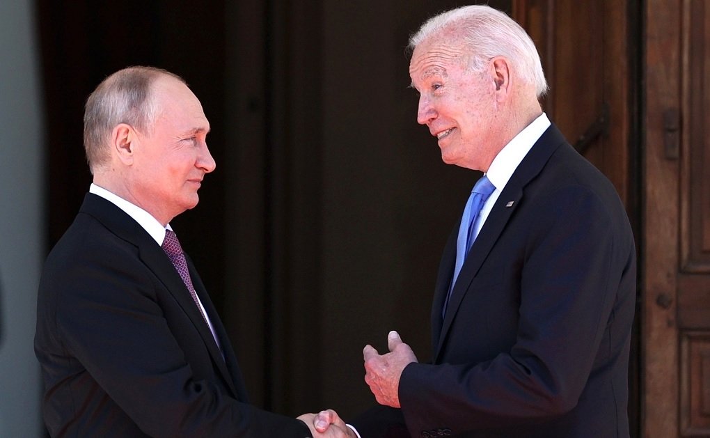Байден высказался о готовности к переговорам с Путиным по Украине