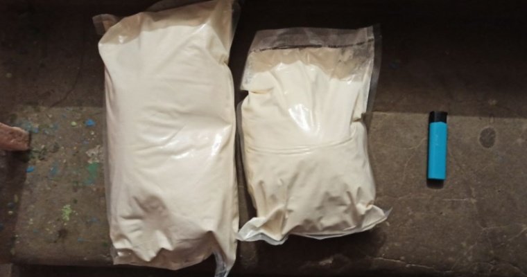 Двое наркокурьеров привезли в Удмуртию из Подмосковья более 1,5 кг мефедрона