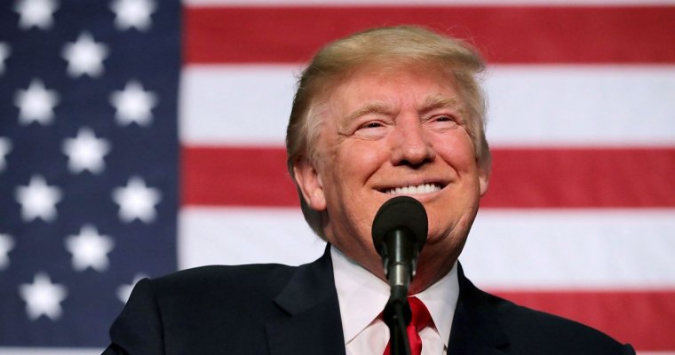 Президент США Дональд Трамп уволил главу ФБР