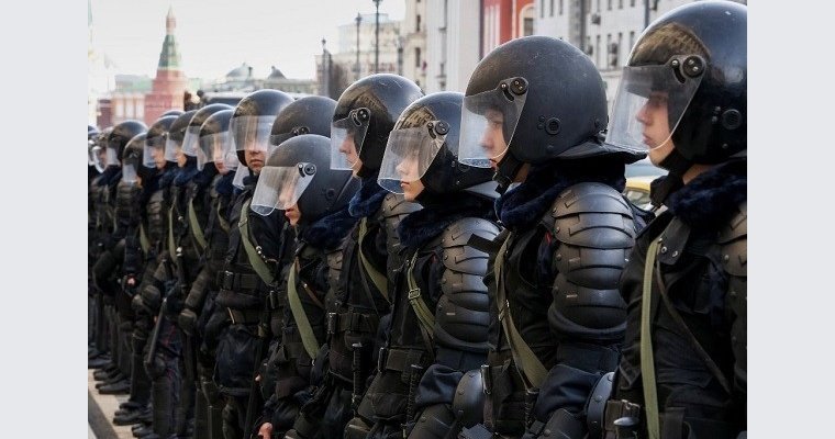 Сотни россиян приняли участие в видеофлешмобе в поддержку силовиков