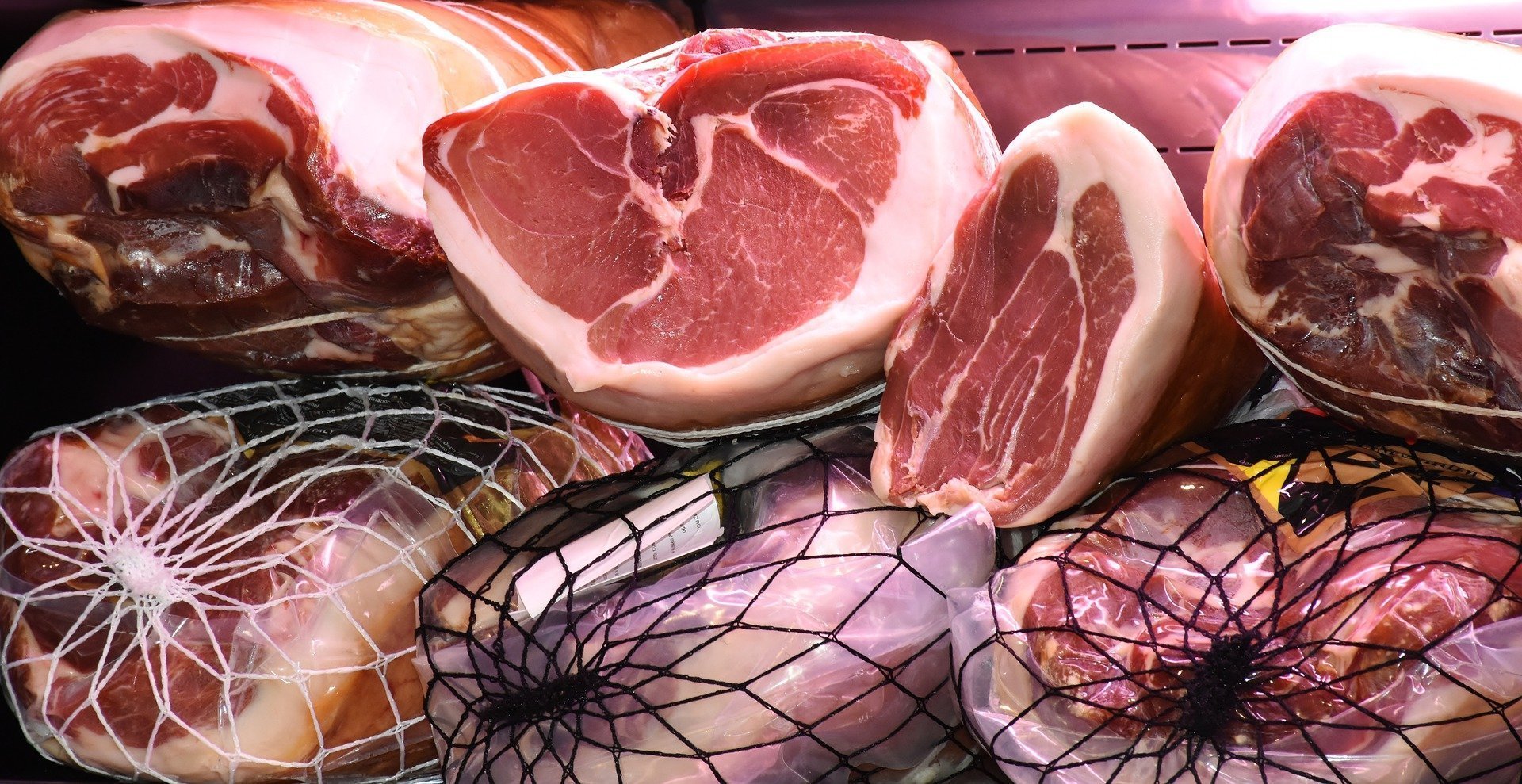 Более 260 кг мясной продукции сняли с реализации в Удмуртии