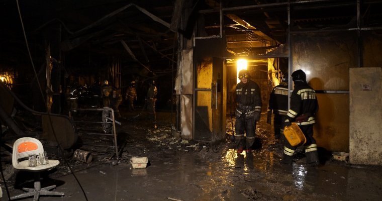 Причиной пожара в ТЦ «Зимняя вишня» стало попадание воды в светильник