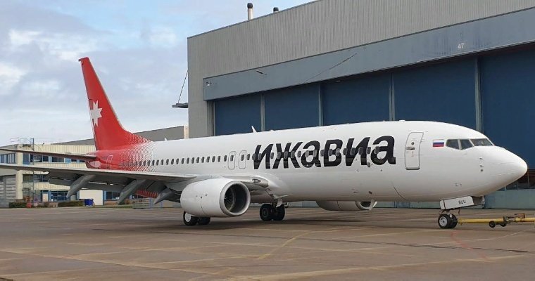 У «Ижавиа» появился первый Boeing 737-800 в национальном окрасе