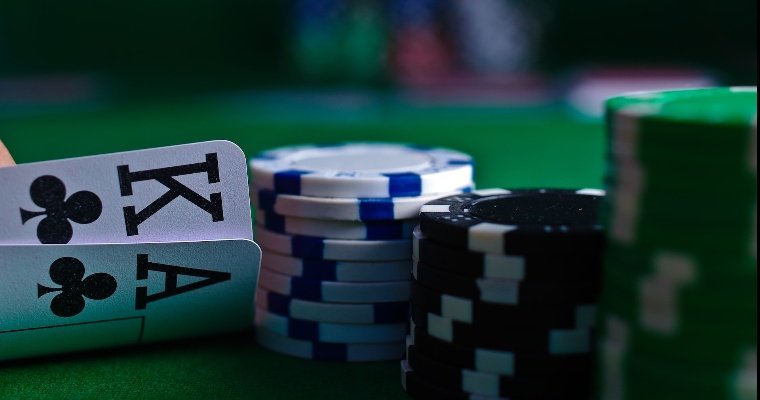 За организацию азартных игр в Ижевске осудили четверых горожан 