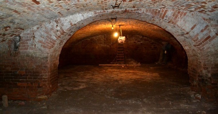 В музее истории и культуры Воткинска впервые открыли для посетителей старинные подвалы