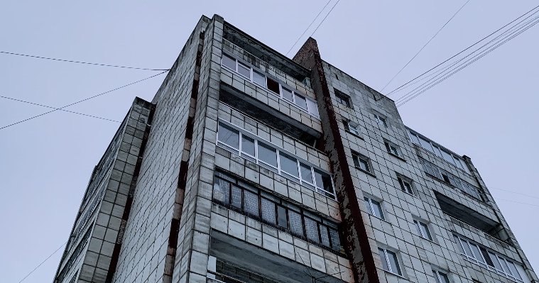Хлопок в Удмуртии и борьба с «резиновыми квартирами» в России: новости к этому часу