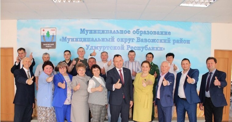 Вавожские депутаты избрали главой района Олега Овчинникова