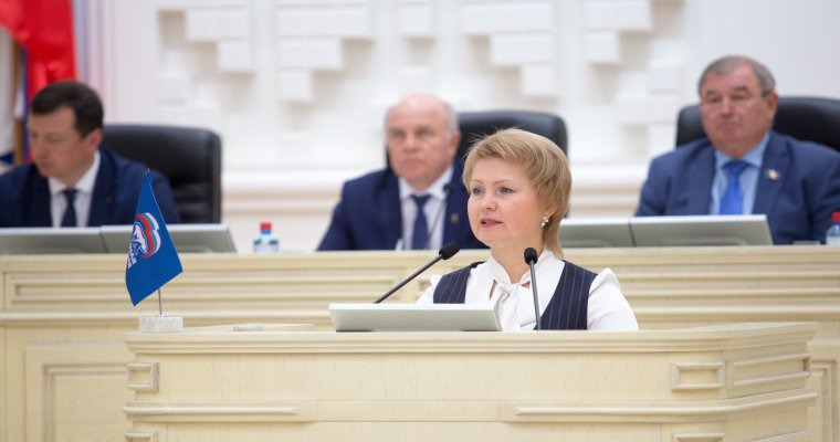 Елена Дербилова возглавила фракцию «Единая Россия» в Госсовете Удмуртии