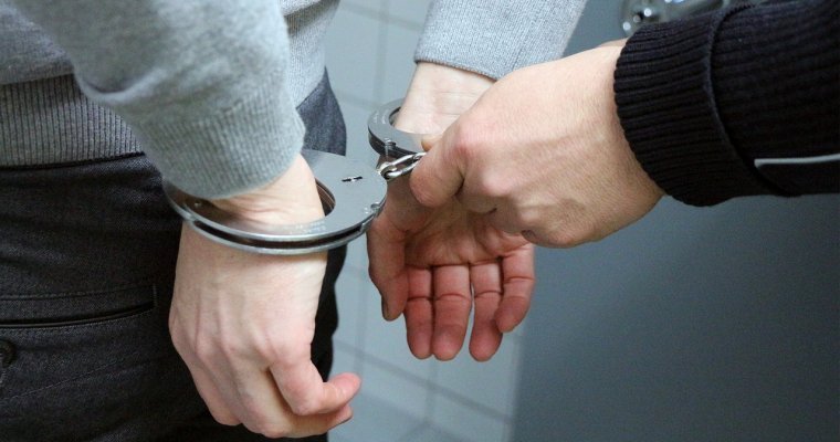Пожизненный срок грозит жителю Удмуртии за посягательство на жизнь полицейского