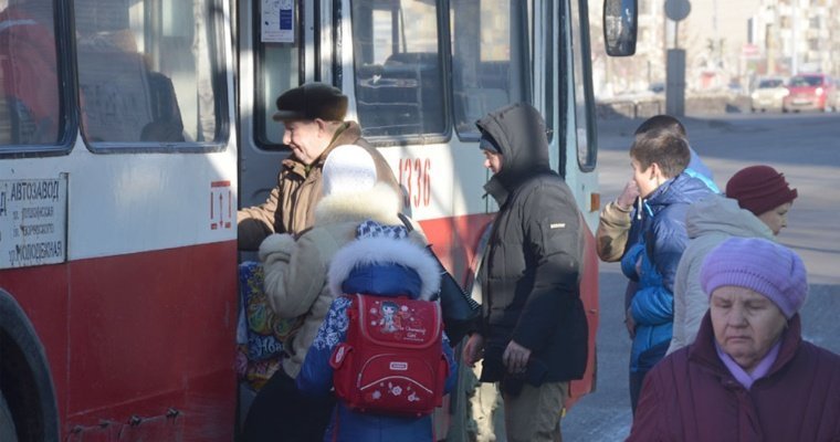 Ижевск вошёл в десятку городов-лидеров по использованию «безнала» в транспорте
