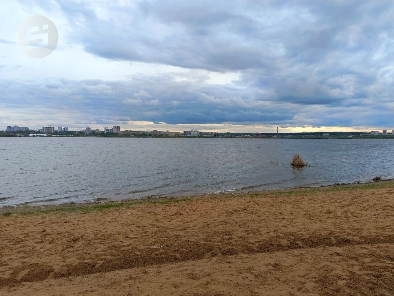 Почти 30 ижевчан поддержали идею частичной застройки городского пляжа 