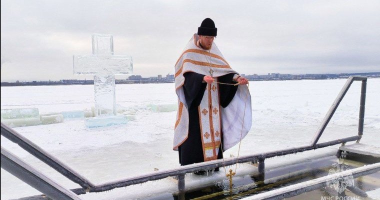 В Удмуртии более 11 тысяч человек окунулись в купели в ночь на 19 января