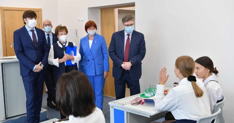 Министр просвещения России посетил Удмуртию с рабочим визитом