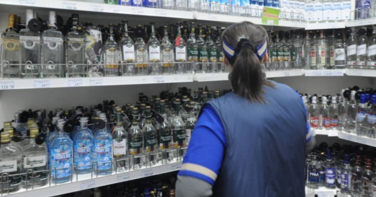Удмуртия в минуту: продажа алкоголя с 21 года и уничтожение борщевика