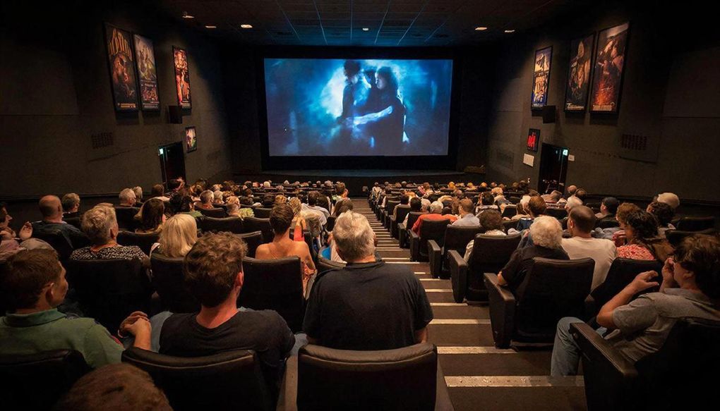 Почти 100 миллионов рублей потратили жители Удмуртии на походы в кино в новогодние праздники