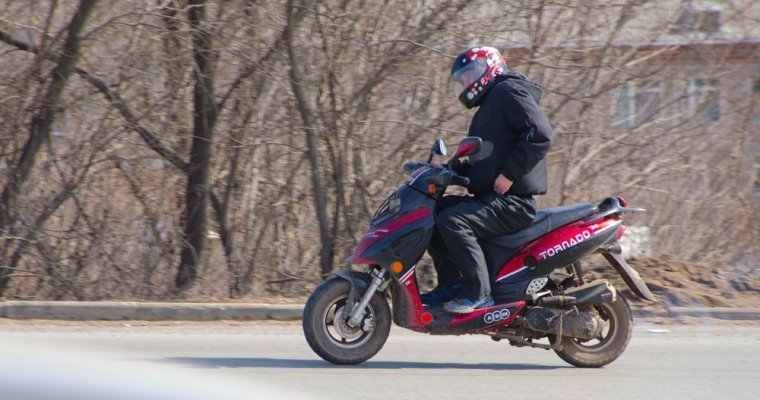 Водитель мотоцикла в Ижевске установил себе чужие «красивые» номера