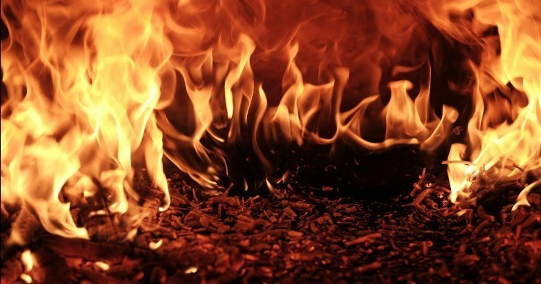 За сутки в Удмуртии произошло 20 пожаров 