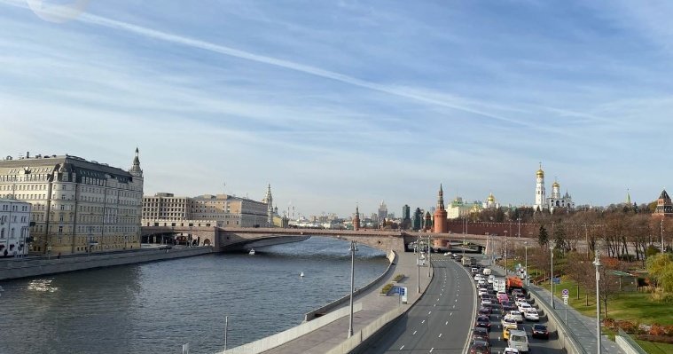 ВТБ выяснил, сколько россиян планируют отпуск между майскими праздниками